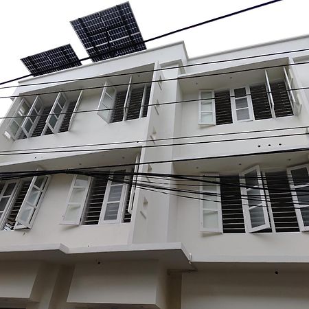 Sivasarass Rooms Thiruvananthapuram Exteriér fotografie